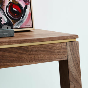 Mila Grand Console